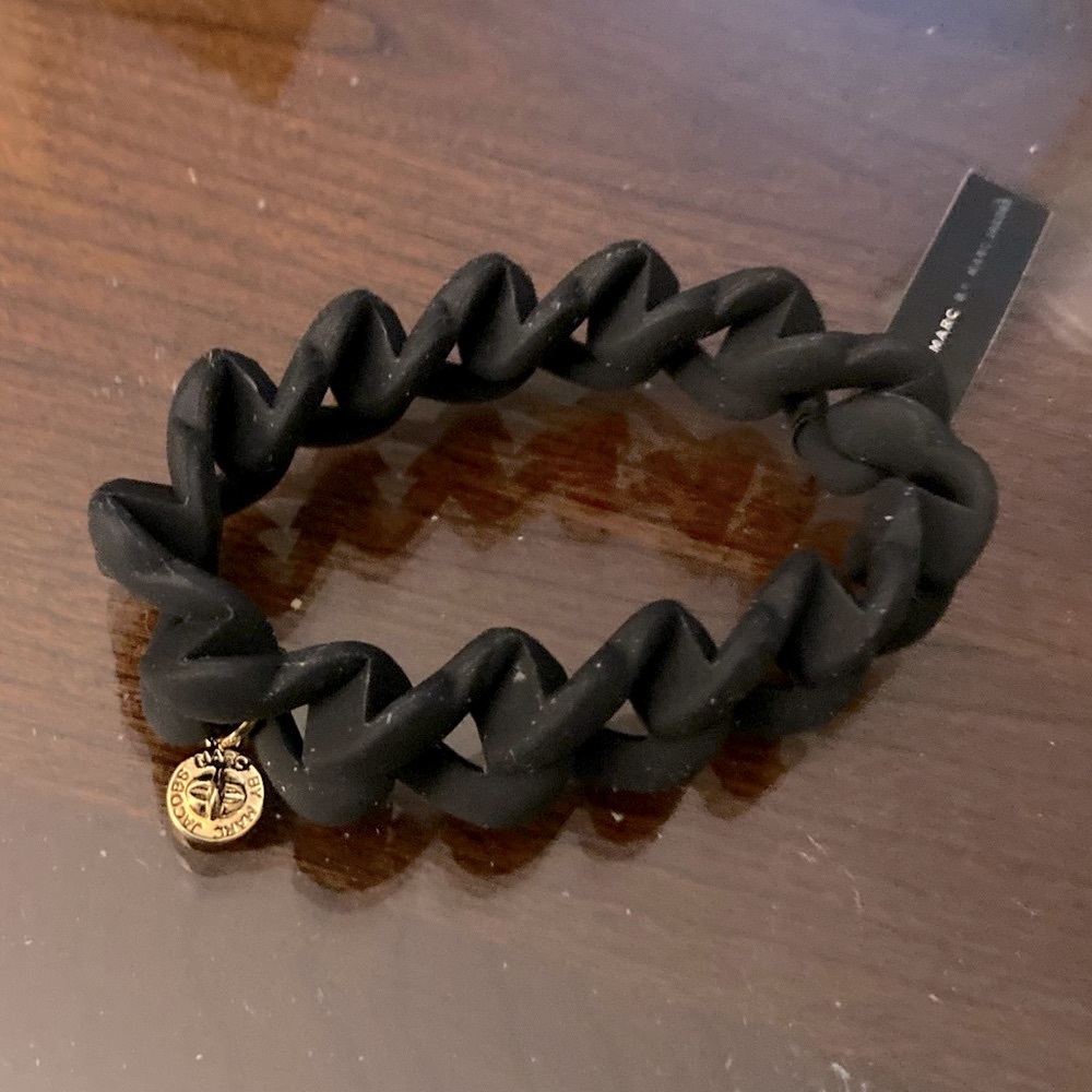 NWT Marc by Marc Jacob’s weaved solid black bracelet